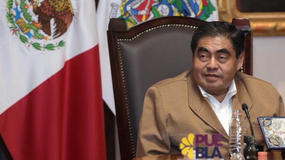 El gobernador de Puebla, Miguel Barbosa