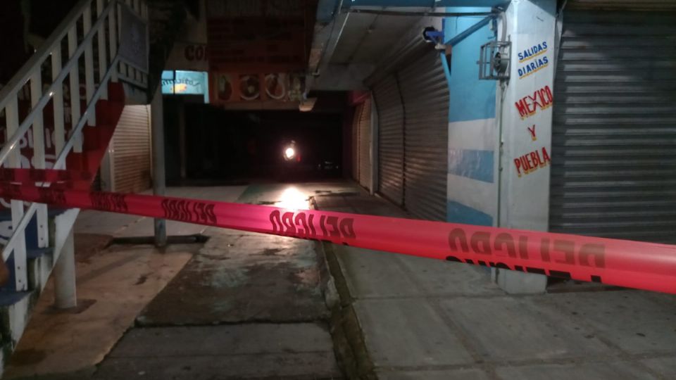 Sujetos armados lo abordaron en las inmediaciones de este mercado en la zona sur del estado de Veracruz.