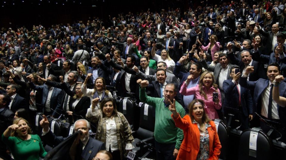 Diputados de oposición desechan reforma electoral