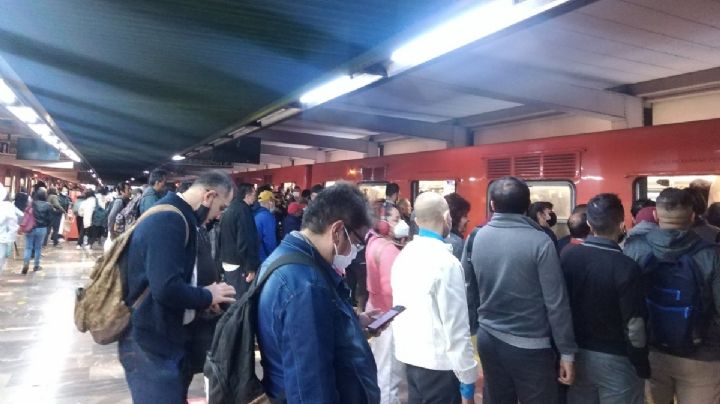 Línea 3 con retrasos y aglomeraciones, así va el Metro de la CDMX este miércoles 7 de diciembre de 2022