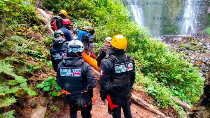 Muere joven al caer 150 metros en cascada de parque ecoturístico del Edomex