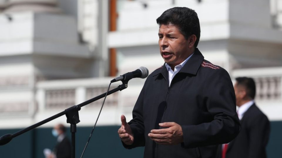 El Congreso peruano se alista para destituir al aún presidente
