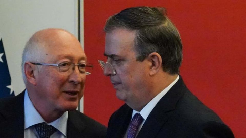 Marcelo Ebrard con Ken Salazar