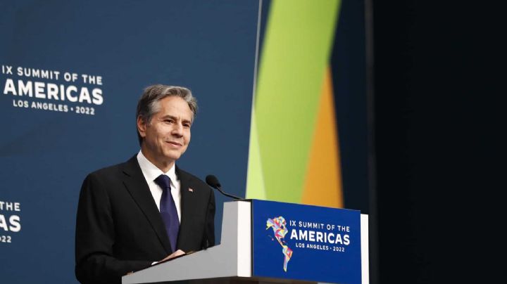 Alcalde de Nueva York endurece medidas ante llegada de migrantes