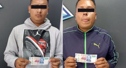 Jóvenes de Ecatepec querían cambiar billetes falsos en Tlaxiaca