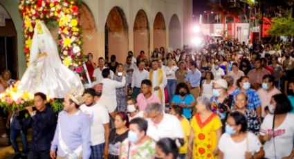 Con procesión, así arrancaron las fiestas de Santa Ana en Boca del Río
