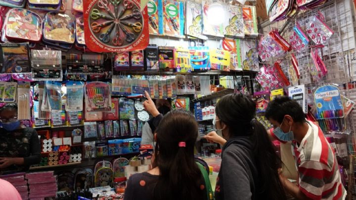 ¿Existen los padrinos de útiles escolares? Esta mujer los busca para su hija