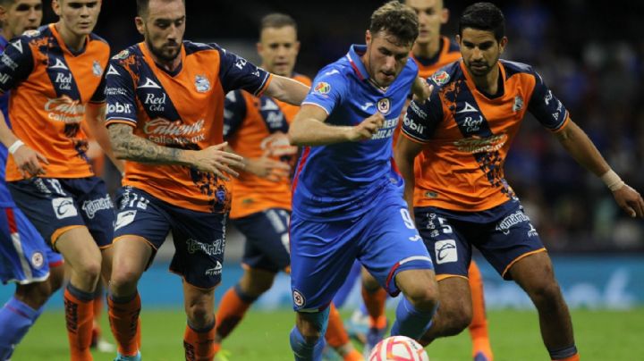 Este es el Feyenoord, el nuevo equipo de Santiago Giménez