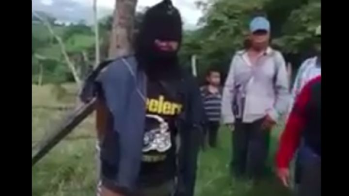 VIDEO: Queman a presunto ladrón por robar un guajolote; él lo niega