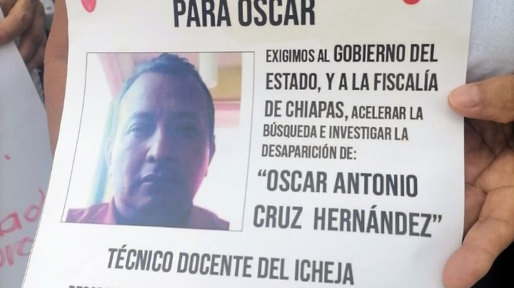 Óscar, maestro que de Chiapas cumple un mes desaparecido; exigen su aparición con vida