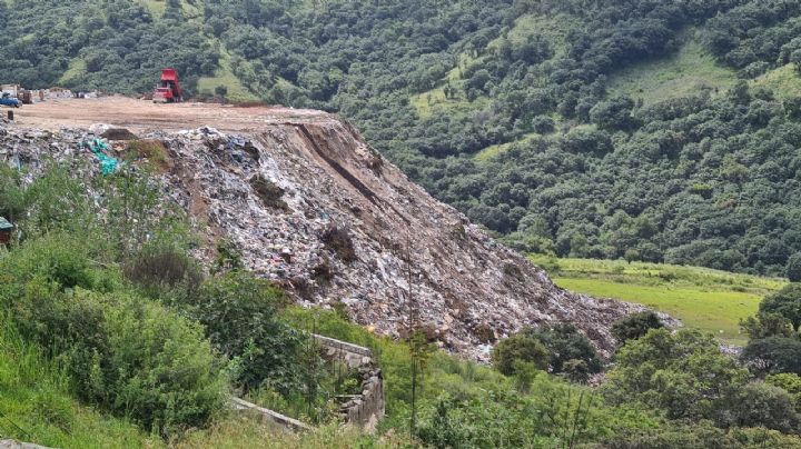 Emergen tiraderos clandestinos en Naucalpan; alertan de afectaciones en zonas boscosas