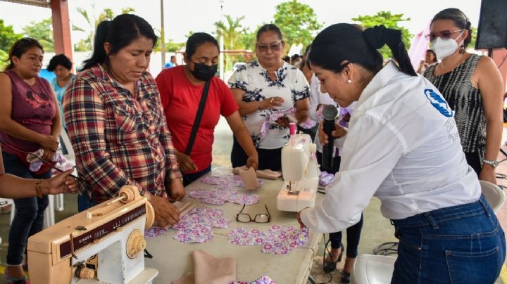 Amado Cruz impulsa a mujeres emprendedoras en Coatzacoalcos