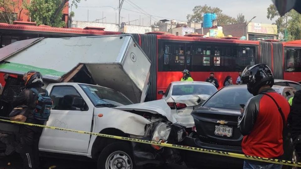 El accidente que involucró a una unidad del Metrobús ocurrió en Buenavista.