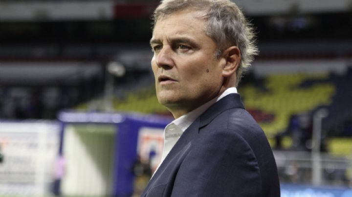 Diego Aguirre dejó de ser técnico de Cruz Azul tras sufrir humillante goleada del América