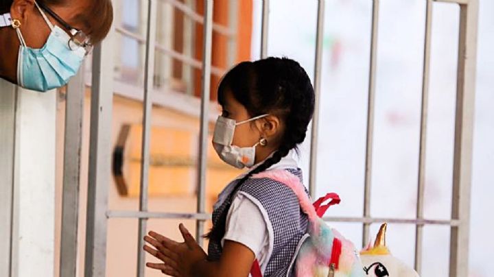 Cubrebocas, indispensables en lista de útiles de SEP; estos no serán permitidos