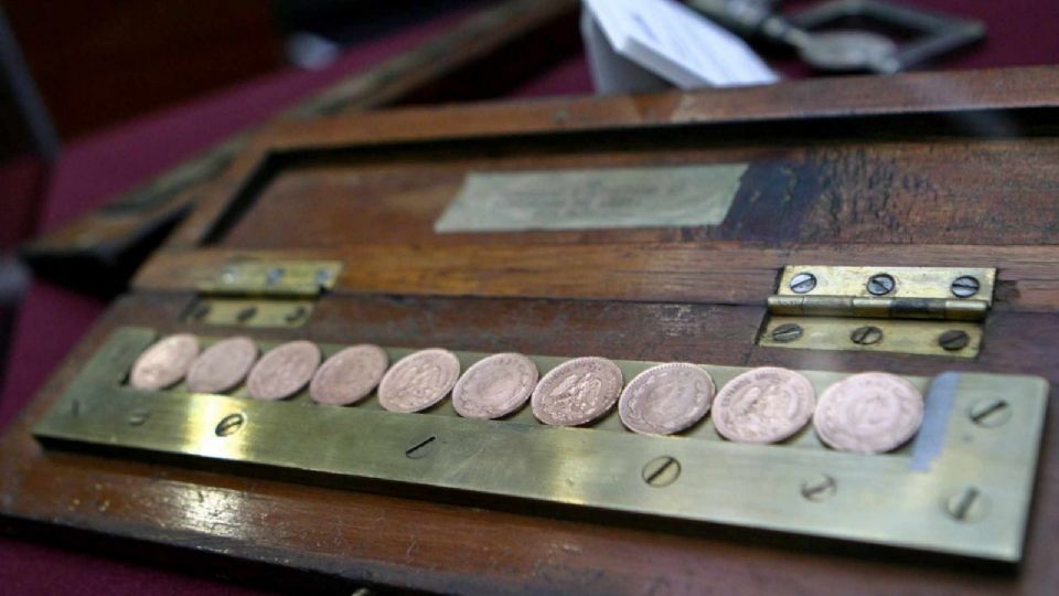 Existen muchos factores que determinan el valor de las monedas o billetes antiguos