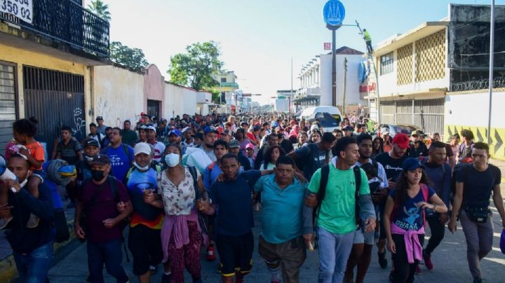 Cae 54% flujo de migrantes hacia EU con el final del Título 42, asegura Ebrard