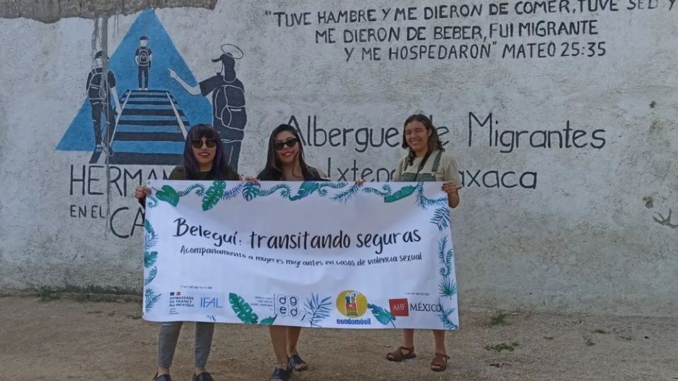 Con talleres, pruebas rápidas de VIH y sífilis, pruebas de embarazo y pastillas del “día siguiente”, se intenta concientizar a las mujeres sobre la violencia sexual en Oaxaca y Chiapas