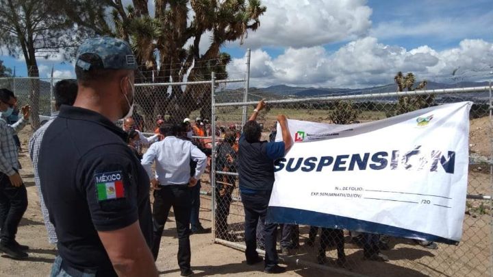Con operativo policíaco, colocan sellos de suspensión al relleno sanitario El Huixmí