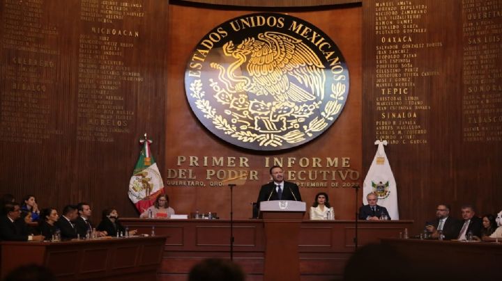 Presenta gobernador de Querétaro su primer informe de actividades ante la LX Legislatura