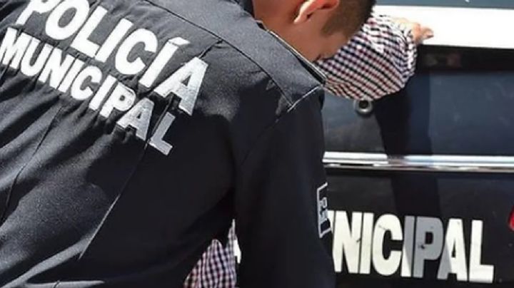 ¿Lord estadio? Conductor con actitud prepotente agrede a policías de Tulancingo