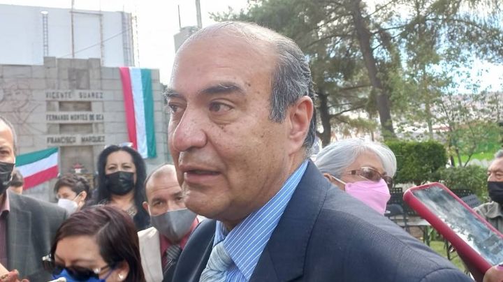 Administración saliente dejó sin uniformes a más 289 mil estudiantes: Castrejón