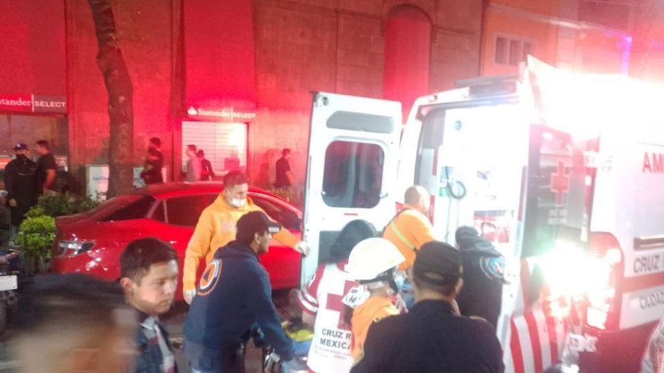 La pelea se registró en el Bar Cabaretito, ubicado en la Zona Rosa, en la alcaldía Cuauhtémoc.