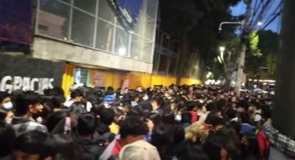 VIDEO: Encapuchados toman la Prepa 5 de la UNAM