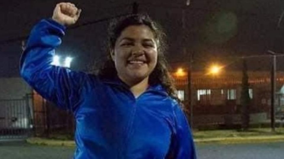 En mayo de 2021 Roxana fue detenida en el Estado de México por homicidio. La joven originaria de Pinotepa Nacional, Oaxaca había sido víctima de una violación dentro de su casa. Mató al agresor