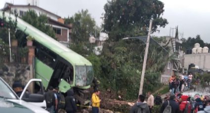 VIDEO: Momento exacto en que camión de transporte se accidenta en la México-Cuernavaca