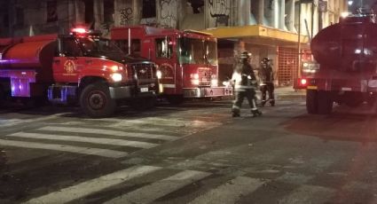 Tras incendio, vecinos de la Roma piden derribar edificio abandonado desde 2017