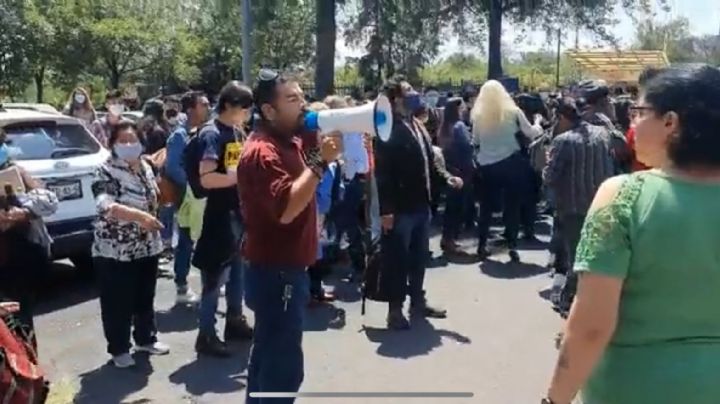Desalojan a alumnos de la FCPyS de la UNAM, esto sabemos