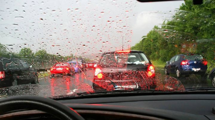 Lluvia aumenta accidentes en vías de Hidalgo; circule con precaución
