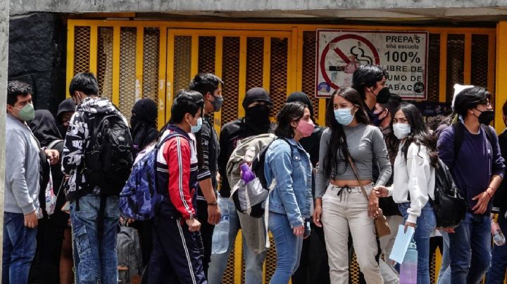 ¿Qué está pasando en las Prepas 4 y 5 de la UNAM?