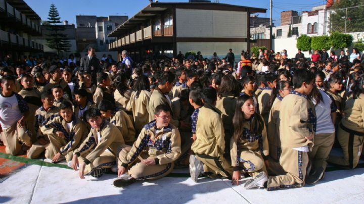 El himno que tu hijo debe aprender si va en secundaria técnica
