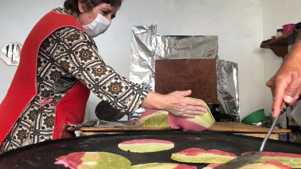 Las Tortillas Patriotas se elaboran en Nutritortillas, donde tienen más de 100 sabores de tortillas.