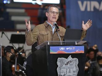 Exoneran a Adolfo Pontigo, exrector de la UAEH, de peculado