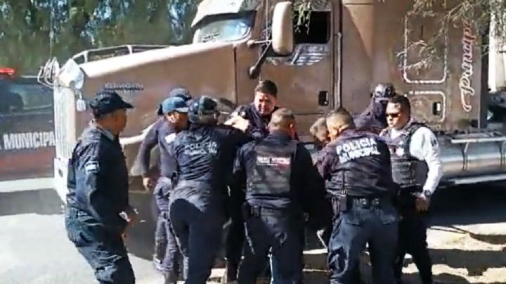 “Trailero aventó unidad a autos y peatones”; alcalde de Mixquiahuala niega abusos