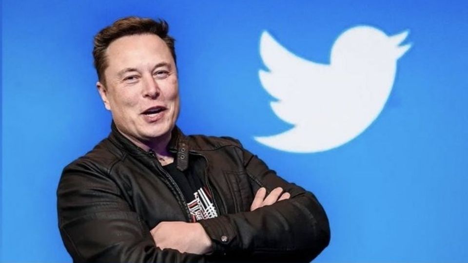 Elon Musk sigue con tácticas para salvar a Twitter