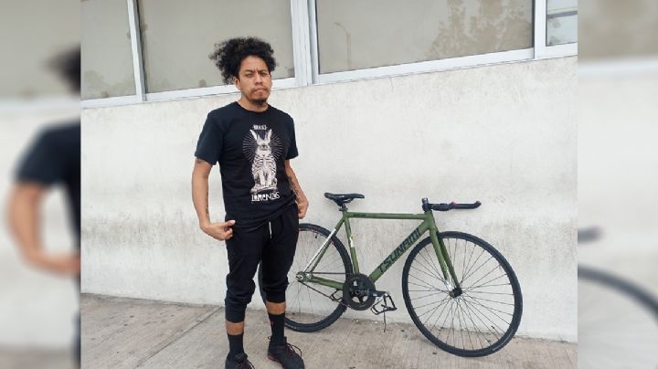 Después de un mes Sixto recuperó su bicicleta que fue robada en Veracruz