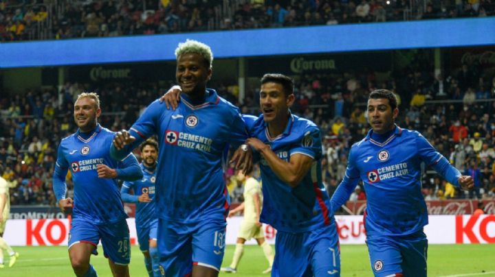 ¿Sorpresa en Cruz Azul? Inesperado jugador viaja con el equipo para el partido ante Necaxa