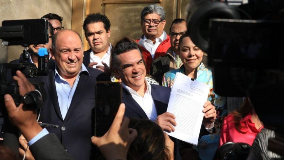 El 14 de diciembre Córdova consideró que se trata de “una reforma regresiva” y ofreció a los legisladores la colaboración del INE p