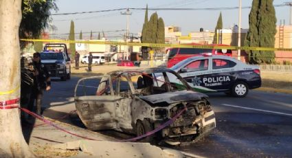 Muere hombre calcinado dentro de taxi en Tecámac; incendio fue provocado por grupo criminal, señalan