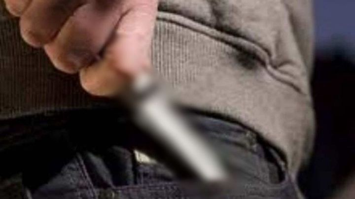 Riña en Guanajuato termina con padre e hijo apuñalados