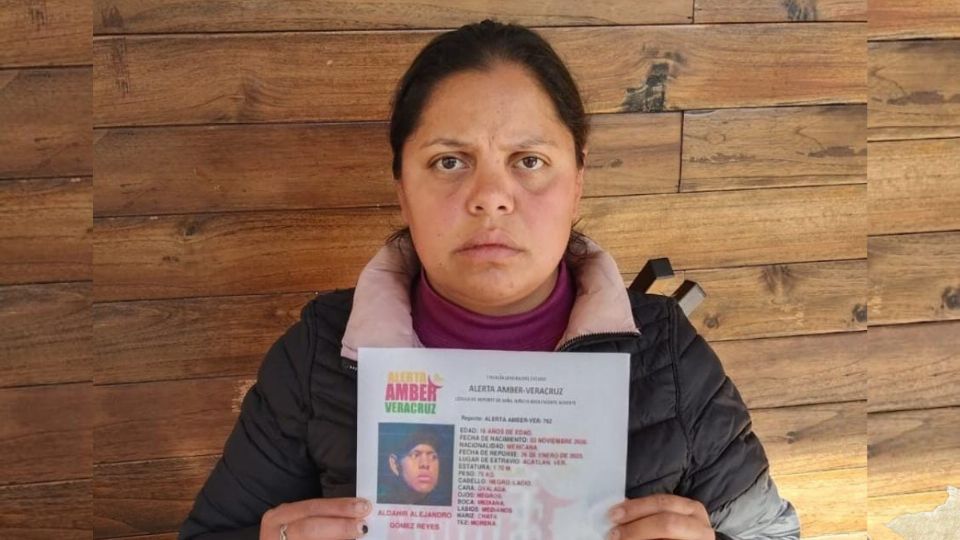 la madre pidió apoyo al gobernador Cuitláhuac García Jiménez y a la Fiscal General, Verónica Hernández Giadáns.