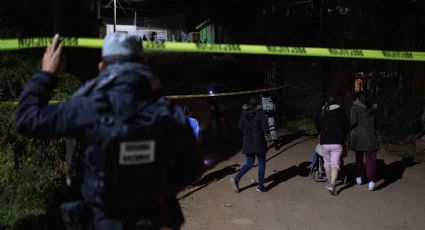 Sicarios dejan una pareja muerta afuera de un domicilio en Ecatepec
