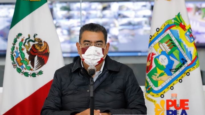 Gobierno de Puebla apoya en traslado de personas afectadas tras explosión de polvorín