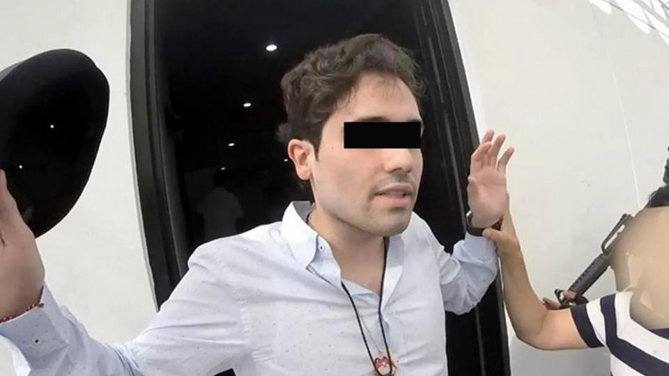 En febrero de 2019 se informó que el hijo de Joaquín Guzmán Loera, líder del Cártel de Sinaloa, es buscado por autoridades estadounidenses por tráfico de cocaína, metanfetamina y marihuana