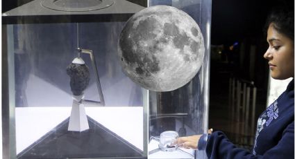 ¿Cómo ir a tocar la roca lunar que se exhibe en la UNAM?