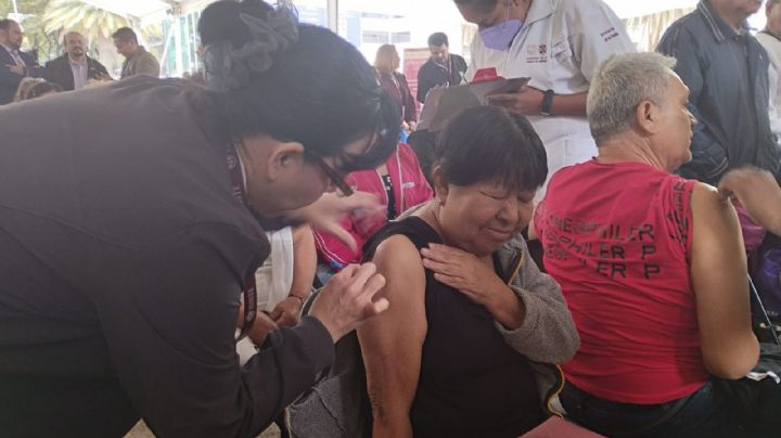 Vacunación contra covid inicia con Sputnik y la expectativa de usar Patria en 2024